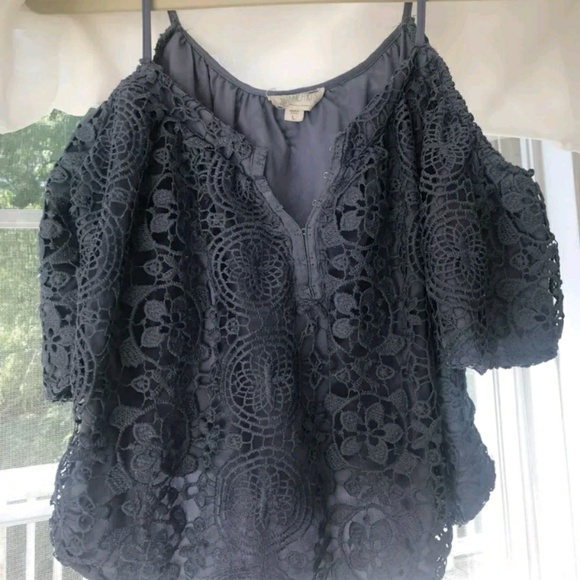 Grey Blue lace crop top - Picture 2 of 6